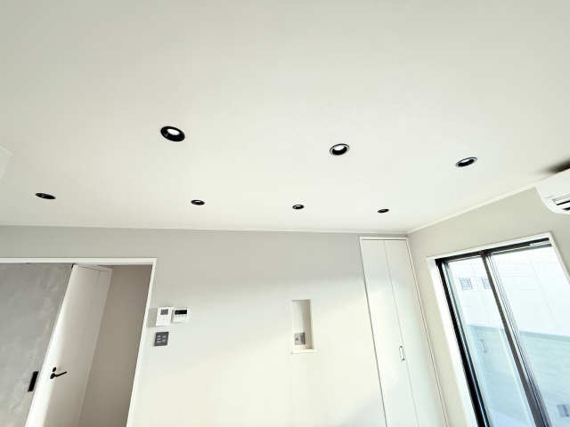 リビングダウンライト