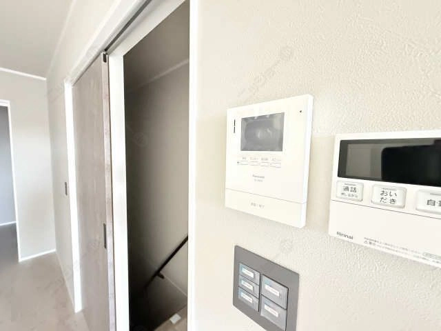 モニター付きインターホン