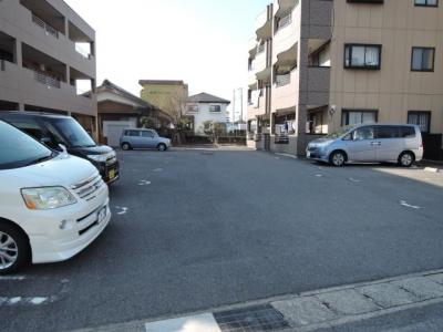 �駐車場