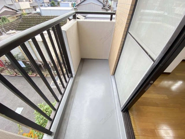 バルコニー　洋室2