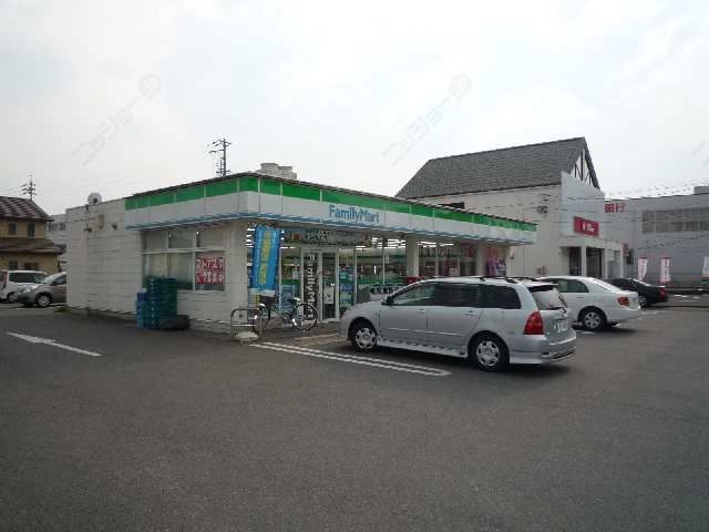 ファミリーマート