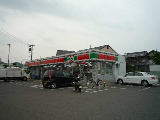 サンクス犬山上野店