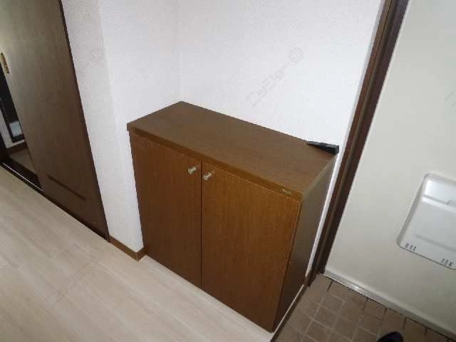 シューズＢＯＸ・下段