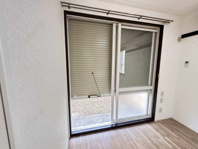 シャッター雨戸