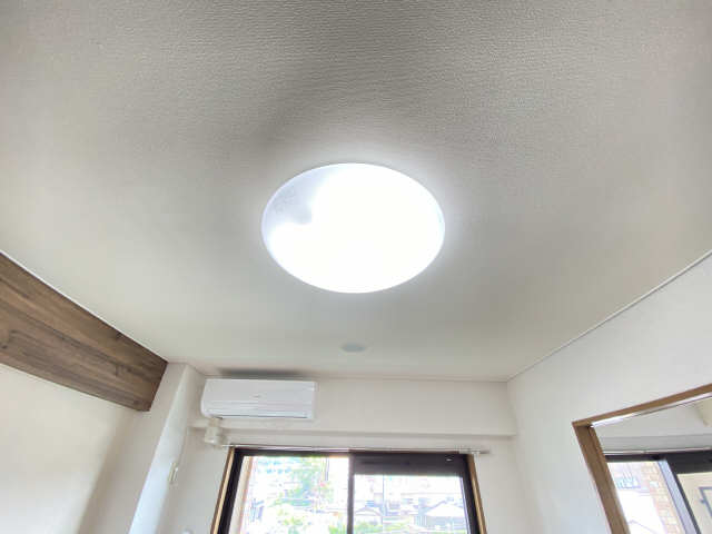 照明器具