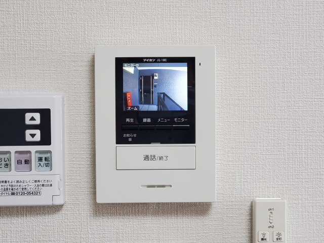 モニター付きインターホン