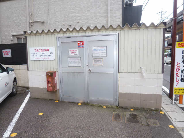 ごみ置き場
