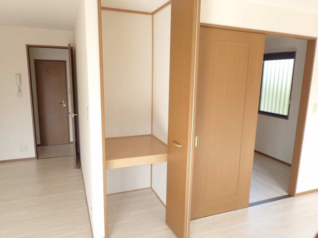 南洋間収納