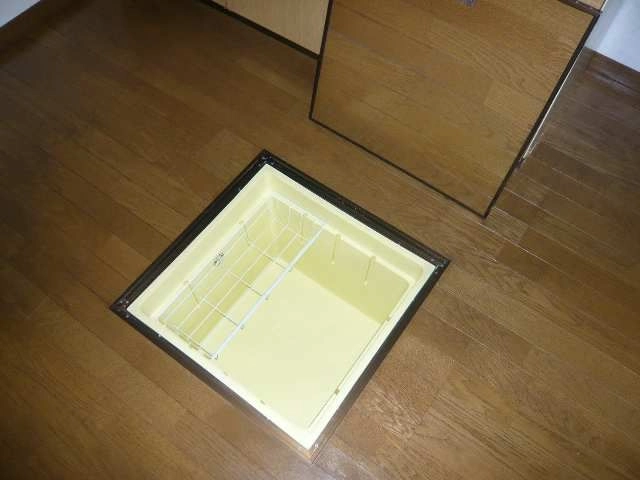 床下収納