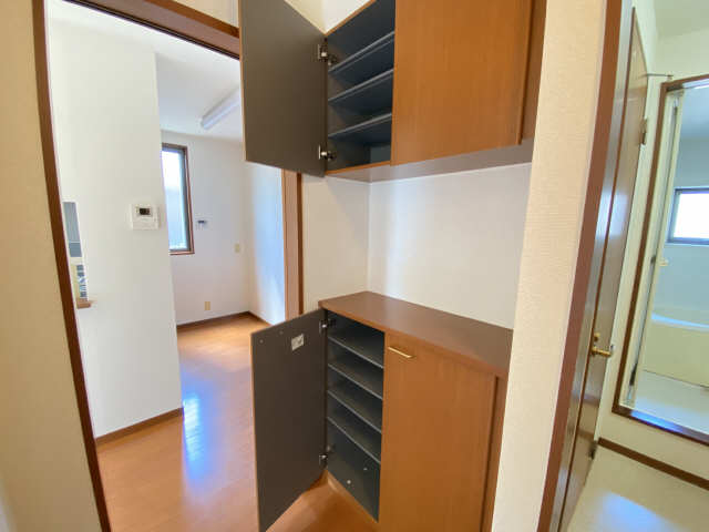 シューズBOX