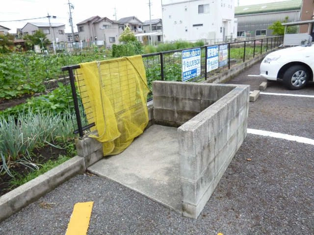 ゴミ置き場