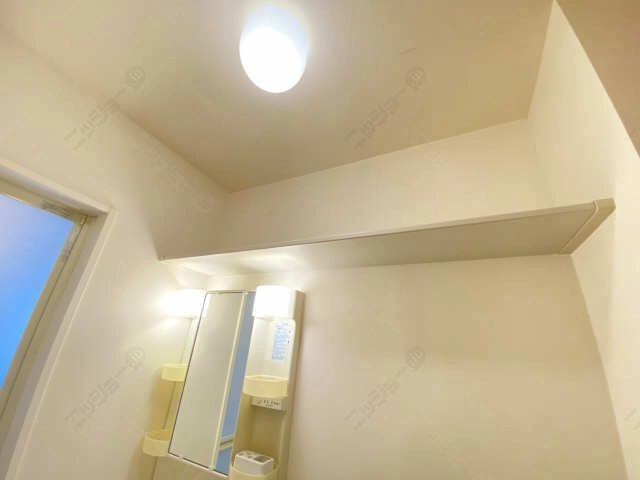 脱衣所 収納棚