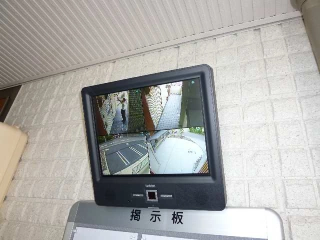 防犯カメラモニター