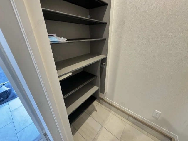 シューズクローク内