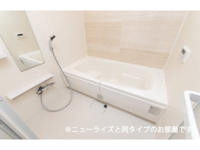 ドゥー　ハウス　楽田　Ｂ 2階 浴室