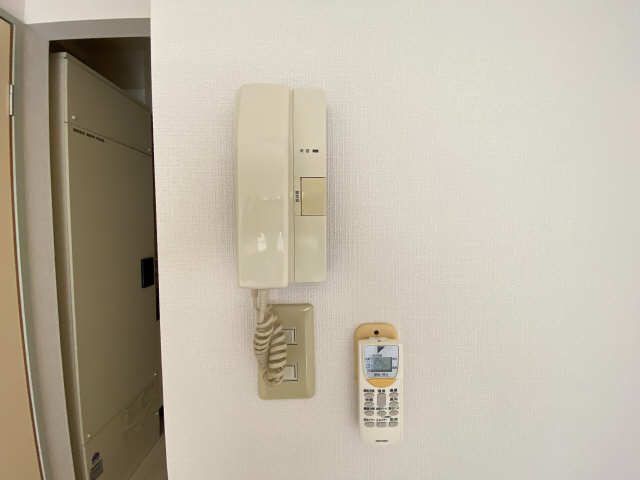 インターホン