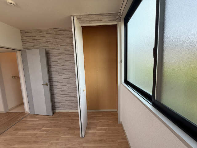 北側洋室収納
