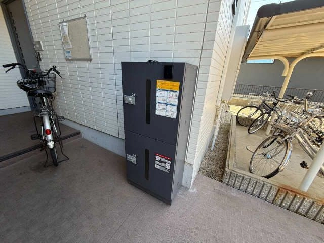 宅配ボックス