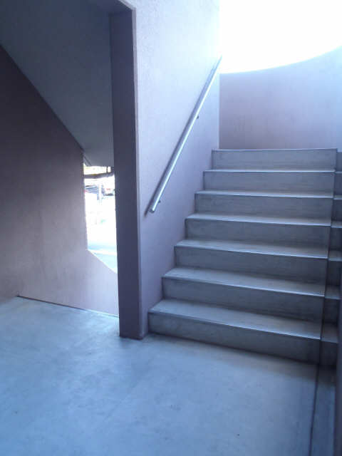 グランコート国府宮 1階 共用階段