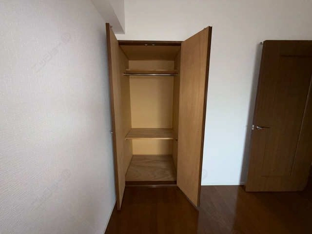 北側東洋室収納