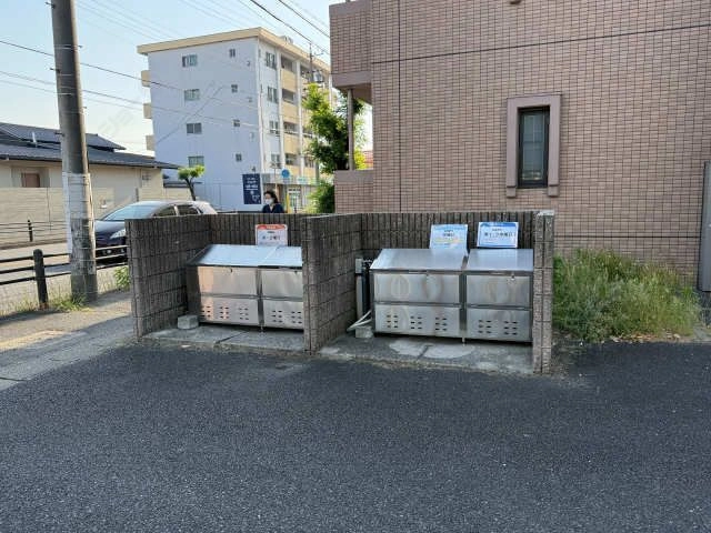 ごみ置場