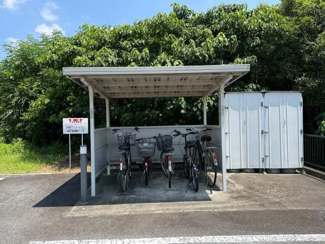 駐輪場