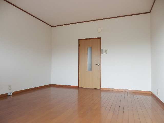 コーポ須ヶ田 2階 室内