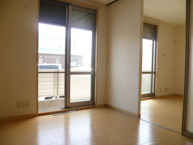 南洋間(防犯ｼｬｯﾀｰ)