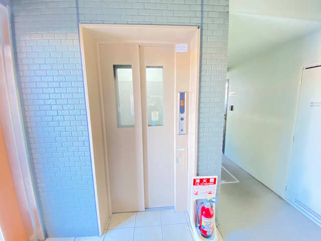 エレベーター
