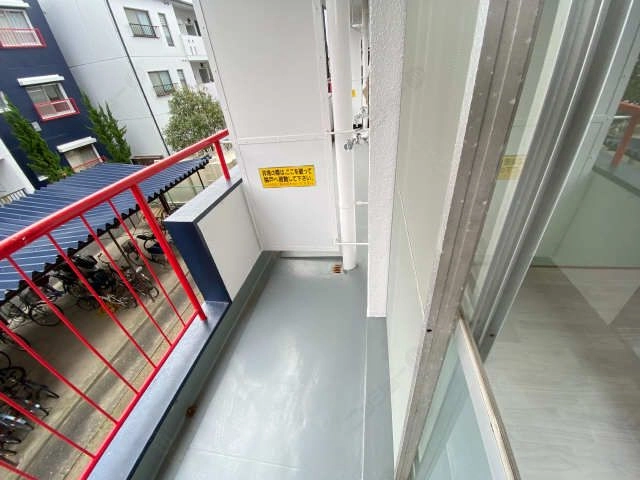 室外洗濯機置場