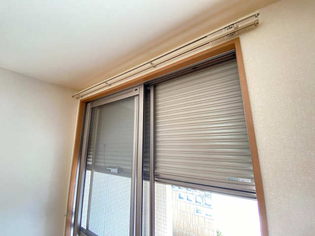 シャッター雨戸
