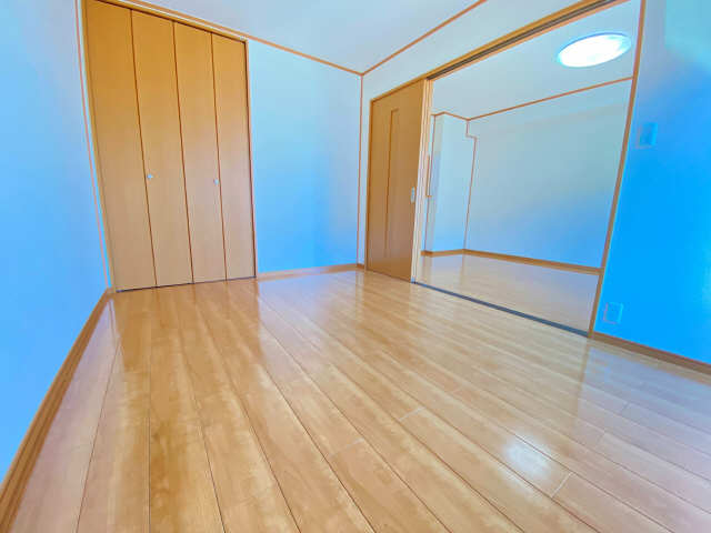 南側洋室