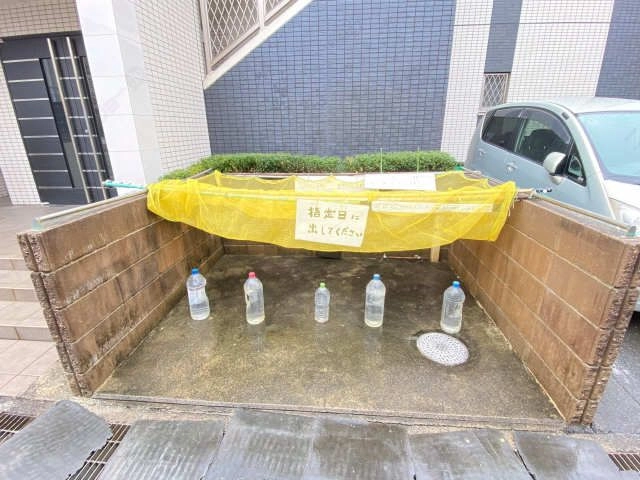 敷地内ごみ置場