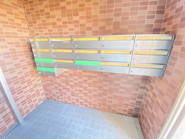 ポスト