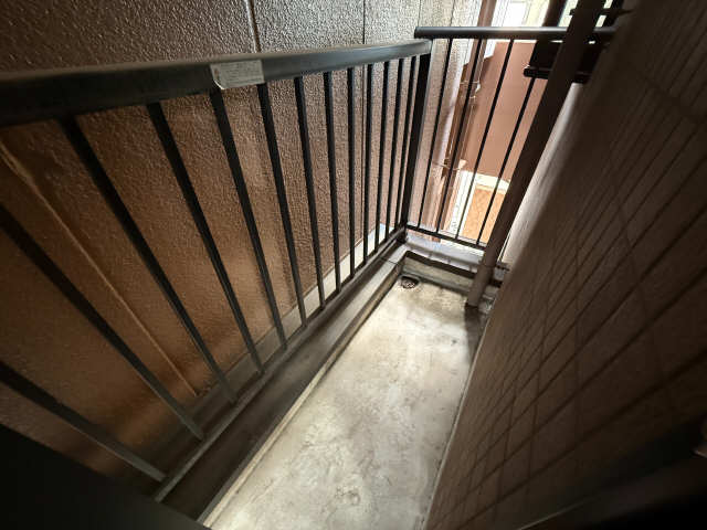  西側バルコニー