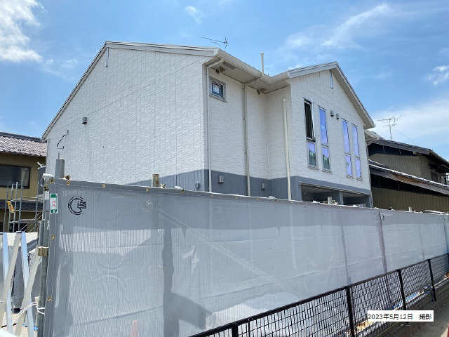 建築中外観