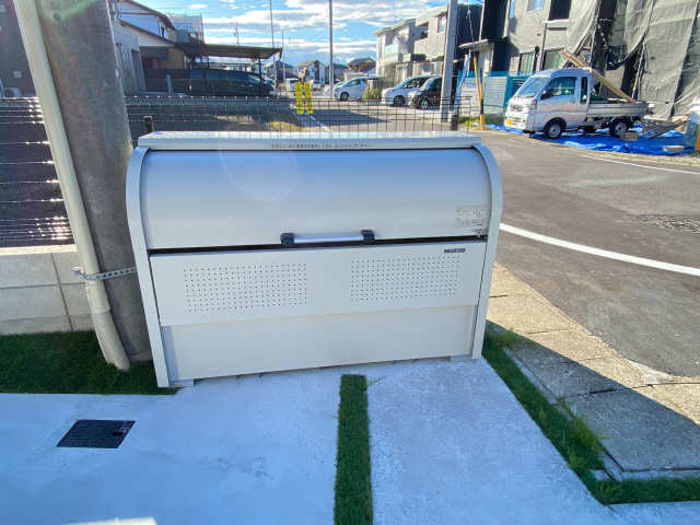 ごみ置き場