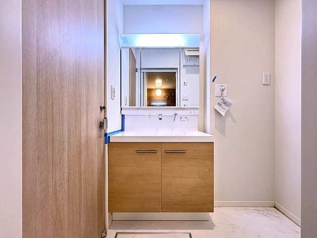 シャワー付洗面台