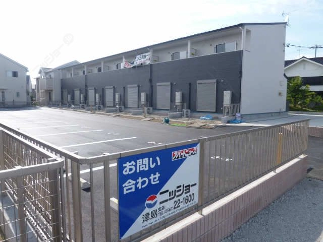 外観（建築中）