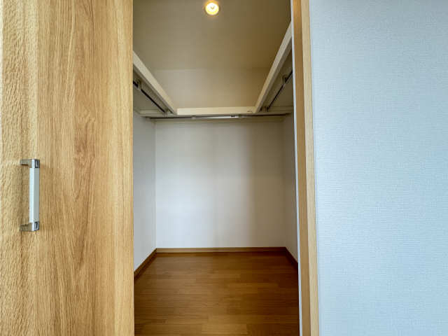 2F南洋間収納