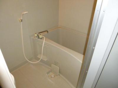 ロイヤルハイツ 1階 浴室