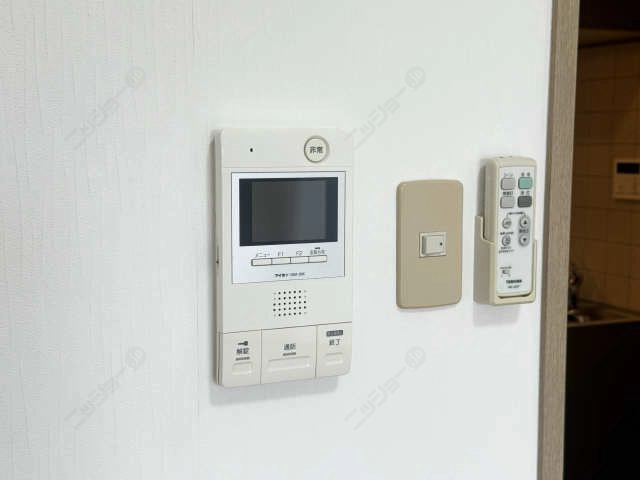 モニター付きインターホン