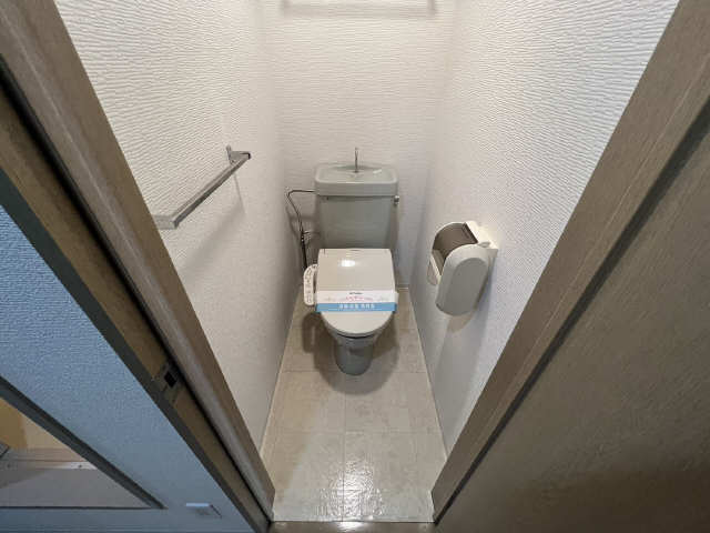 ヴィオレ山手 3階 WC