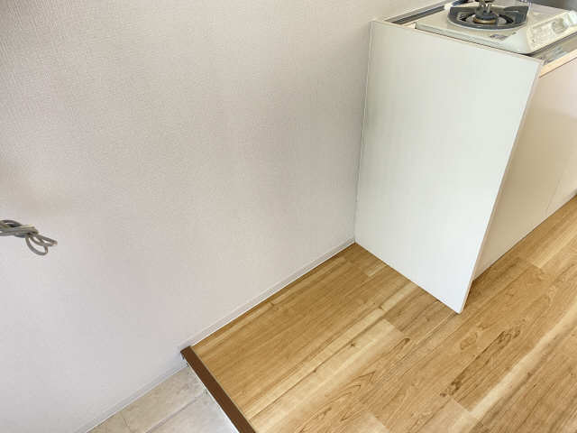 冷蔵庫置き場