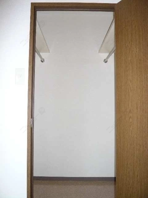 ｳｫｰｸｲﾝｸﾛｰｾﾞｯﾄ