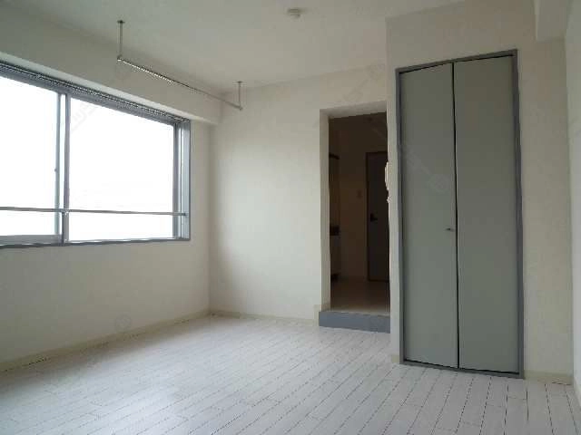 06室内2