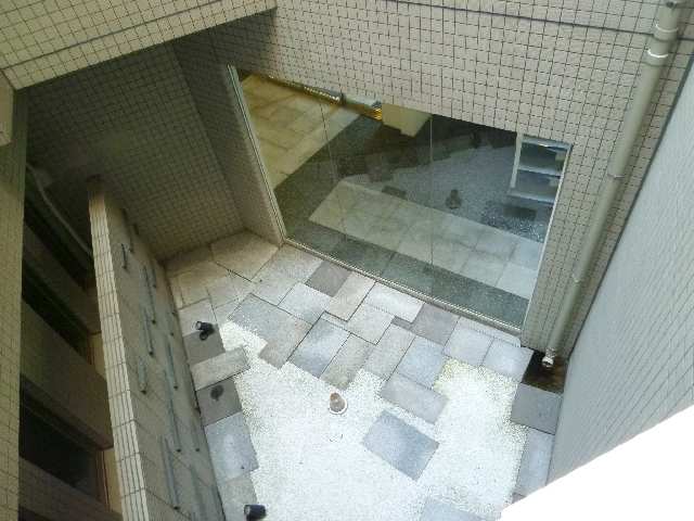 吹き抜け