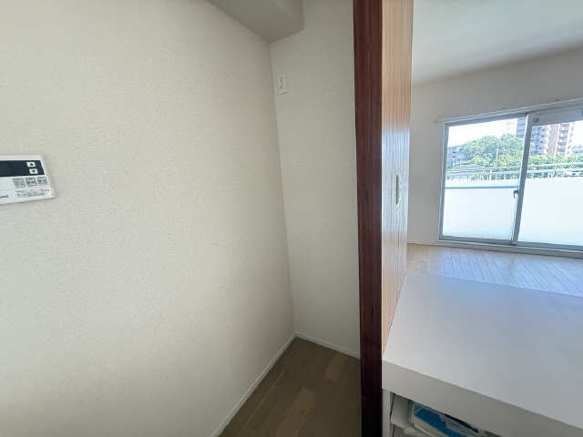 冷蔵庫置き場