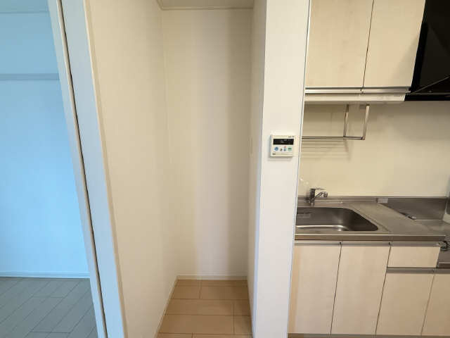 冷蔵庫置き場