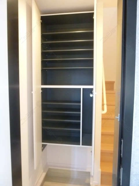 シューズボックス